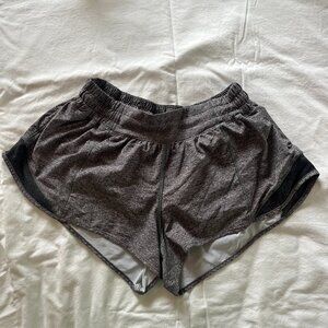 Lululemon Hotty Hot Shorts 2.5 Inch, Size 8: Heather Gray